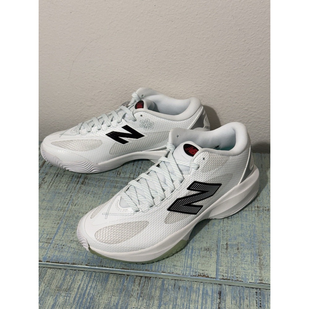 New Balance Freeze LX V5 Box Men's Size 10 Wide 2E White Lacrosse Sneakers